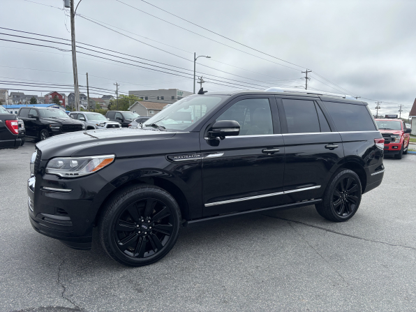 2023 Lincoln Navigator